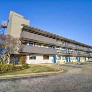 Motel 6-Memphis TN - Downtown