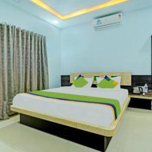 Treebo Kuber Palace With Swimming Pool