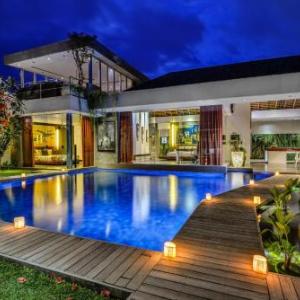 Stunning 4 Bed Butler Service Security Central