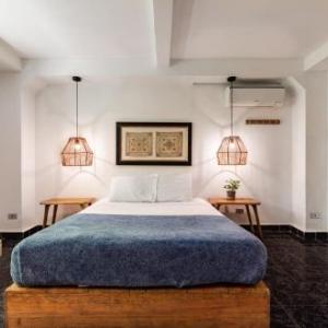 Cinco Hotel B&B