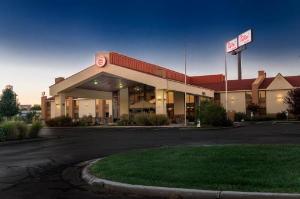 Red Roof Inn & Suites Cincinnati North-Mason, Cincinnati