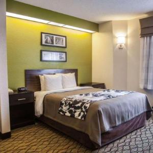 Hotels near Robert E Parilla Performing Arts Center - Sleep Inn Rockville