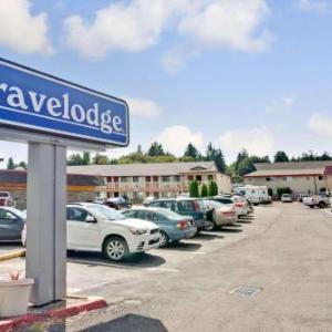 Hotels near Highline Performing Arts Center - Travelodge Sea-Tac Airport North