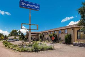 Travelodge by Wyndham Colorado Springs, Colorado Springs