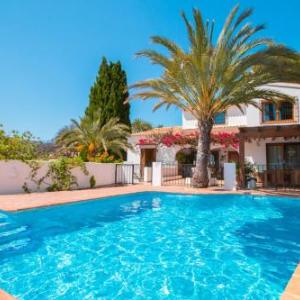 Villa Sandro by Abahana Villas