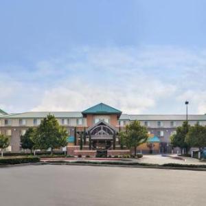 Holiday Inn Express Hotel & Suites Elk Grove Ctrl - Sacramento S