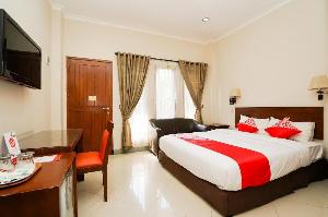 OYO 1430 Hotel Ratna Syariah, Probolinggo