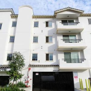 Reseda Hotels Deals At The 1 Hotel In Ca Amigo Avenue New Apartment