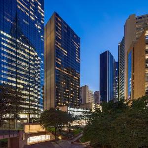 Cotton Bowl Hotels - Hilton Garden Inn Downtown Dallas