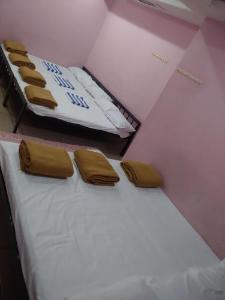 Ambai Deluxe Lodge, Kolhapur
