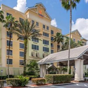 Comfort Suites Maingate East At Old Town