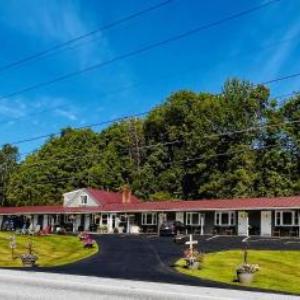 Hotels near Berry Sports Center Hanover - Sleep Woodstock Motel