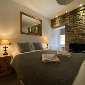 Hotels near Meadowbank Sports Centre Edinburgh - Royal Mile Balconies by the Castle
