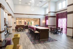 Hampton Inn & Suites Bay City, Bay City