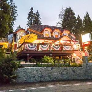 Arrowhead Lake Inn