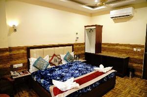 Hotel Vishnu Inn, Dehradun
