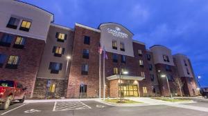 Candlewood Suites Overland Park W 135th St, an IHG Hotel, Overland Park