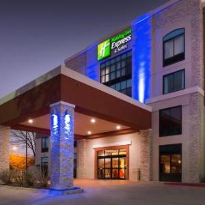 Holiday Inn Express & Suites Austin North Central an IHG Hotel