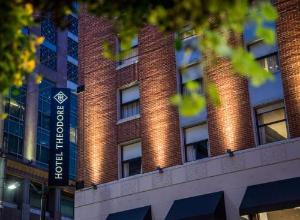 Hotel Theodore, Seattle