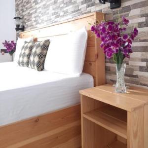 Dhanudi Homestay