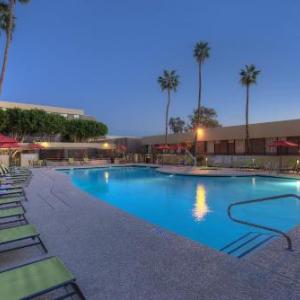 Hotels near Dream City Church Glendale - DoubleTree by Hilton Phoenix North