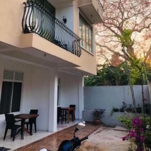 senarathna guest house