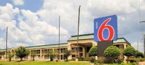 Quality Inn & Suites Southwest, Jackson