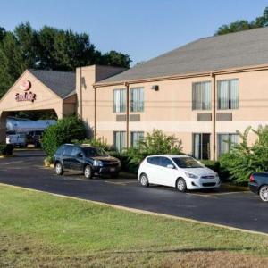 Attala County Coliseum Hotels - Econo Lodge