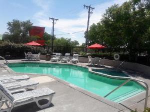Ramada by Wyndham Albuquerque Airport, Albuquerque
