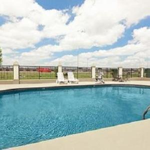 Hotels near Lucky Star Casino - Concho - Baymont by Wyndham Oklahoma City Airport