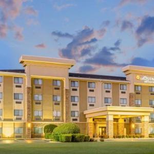 La Quinta Inn & Suites by Wyndham Oklahoma City-Midwest City