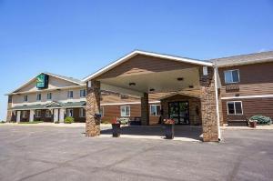 Quality Inn & Suites Watertown, Watertown