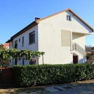 Apartments with parking space Fazana - 7230