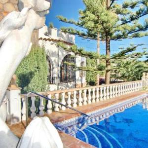 Villa Leones - privacy - by Holiday Rentals Villamar