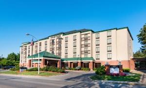 Courtyard by Marriott Bloomington, Bloomington