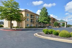 Courtyard by Marriott Bentonville, Bentonville