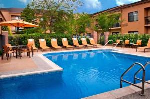 Courtyard Newport Middletown, Newport
