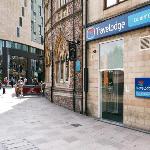 Travelodge Cardiff Central Cardiff 