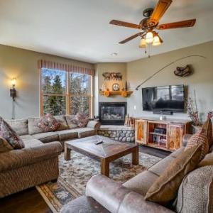 Corral at Breckenridge Raven Condo: Soaking Tub Views