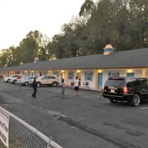 Hotels near Martinsville Speedway - Travel Inn