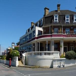 Hotels near Quay Arts Centre Newport - The Woodvale