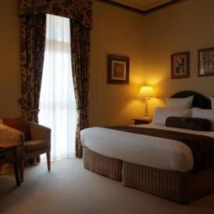 Hotels near Broken Hill Civic Centre - Royal Exchange Hotel