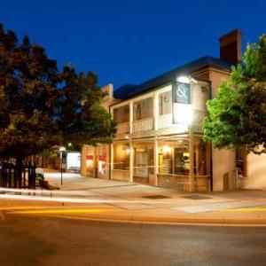 Cobb & Co Court Boutique Hotel