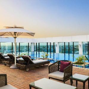 Ahmedabad Hotels With Adjoining Rooms Deals At The 1 Hotel Adjoining Rooms In Ahmedabad Renaissance Hotel