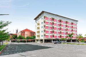 Vresotel Hotel on Rattanathibet road, Nonthaburi