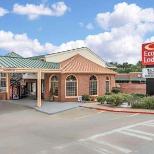 Hotels near Fifth Third Bank Stadium - Econo Lodge Acworth