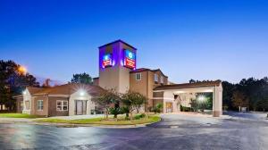 SureStay Plus Hotel by Best Western Macon West, Macon