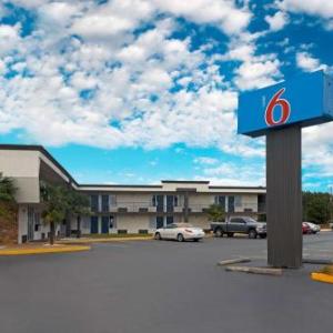Motel 6 McDonough GA