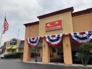Econo Lodge Choice Hotels I 95 Savannah Gateway 24 Hour Fitness Center On Site Guest Laundry On Site Perkins Restaurant, Savannah