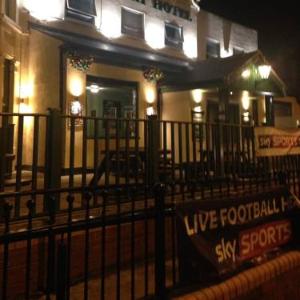 The Albert hotel & sports bar